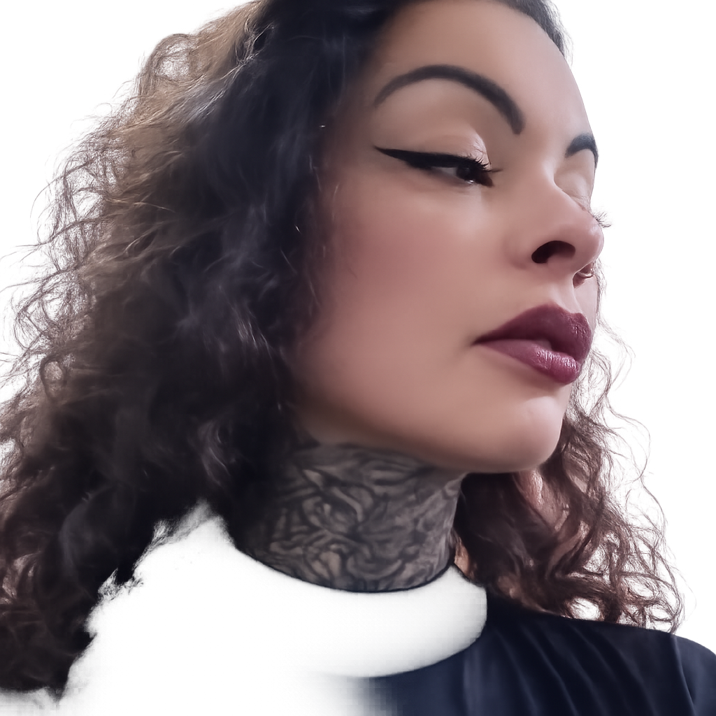 Official editorial portrait of ALVORÁ